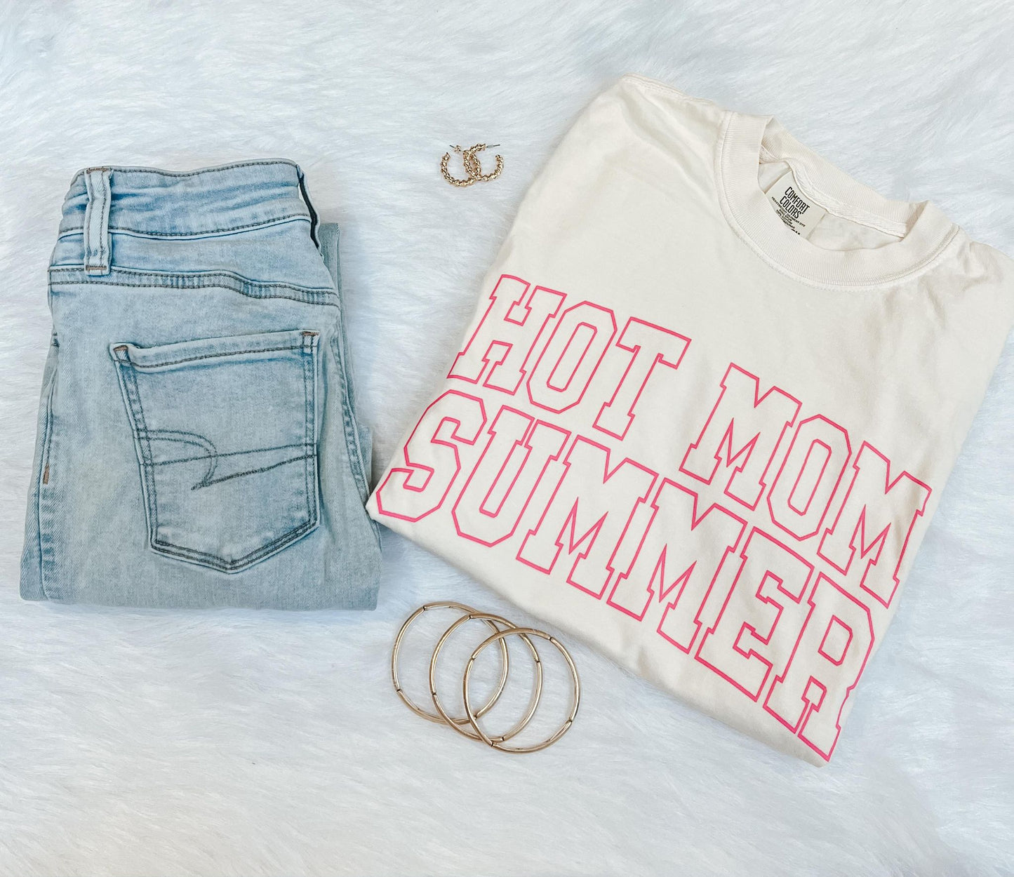 " Hot Mom Summer" Comfort Color T-Shirt