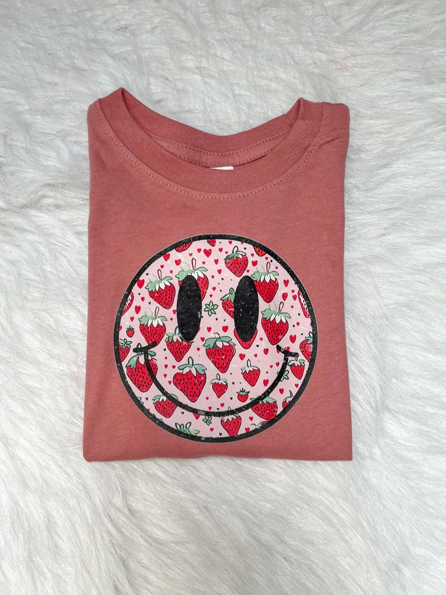 " Kid's Strawberry Smiley" T-Shirt