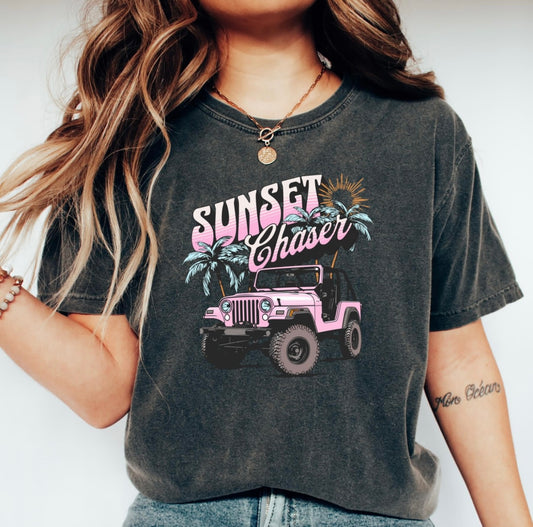 “Sunset Chaser JEEP” Comfort Color T-Shirt